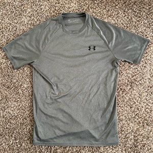 Underarmour Men’s M Shirt